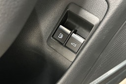 Harmaa Audi A6 2023 kuva 27.