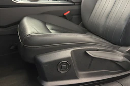 musta Audi A6 2023 kuva 16.