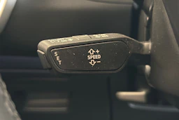 musta Audi A6 2023 kuva 32.