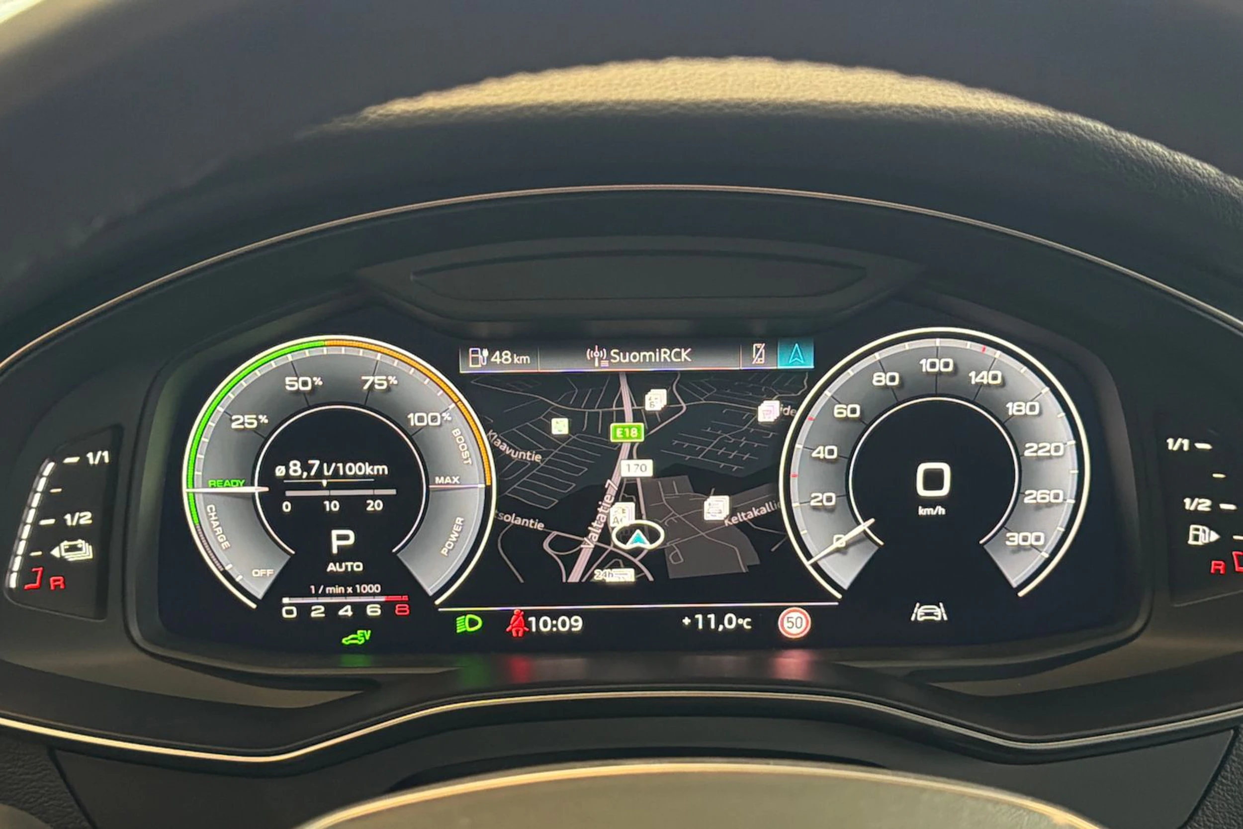 musta Audi A6 2023 kuva 33.