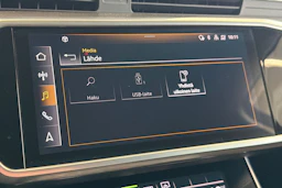 musta Audi A6 2023 kuva 39.