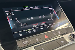 musta Audi A6 2023 kuva 44.