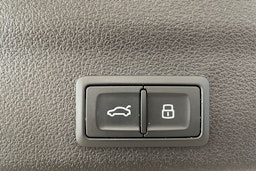 met. harmaa Audi A6 2023 kuva 46.