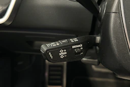musta Audi A6 2023 kuva 24.