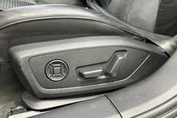 musta Audi A6 2023 kuva 28.