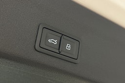 valkoinen Audi A6 2023 kuva 12.
