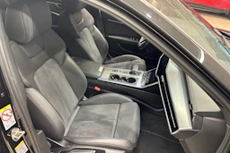Musta Audi A6 2023 kuva 13.
