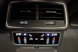 Musta Audi A6 2023 kuva 28.