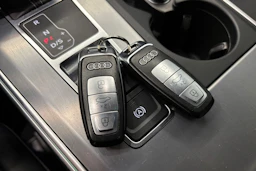 Musta Audi A6 2023 kuva 29.