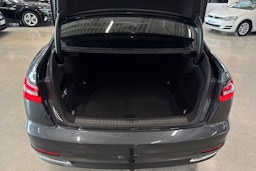 harmaa Audi A6 2023 kuva 11.