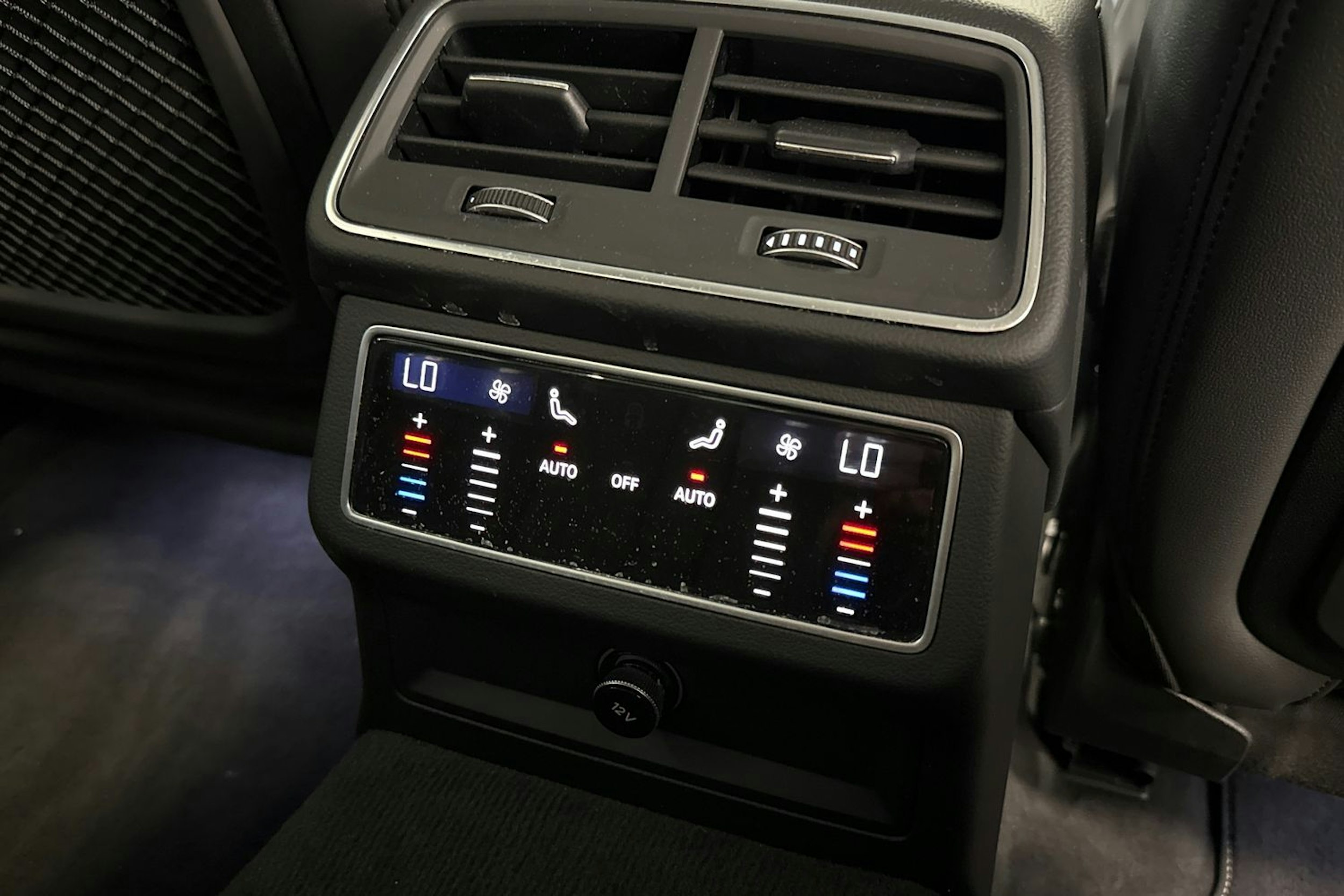 harmaa Audi A6 2023 kuva 29.