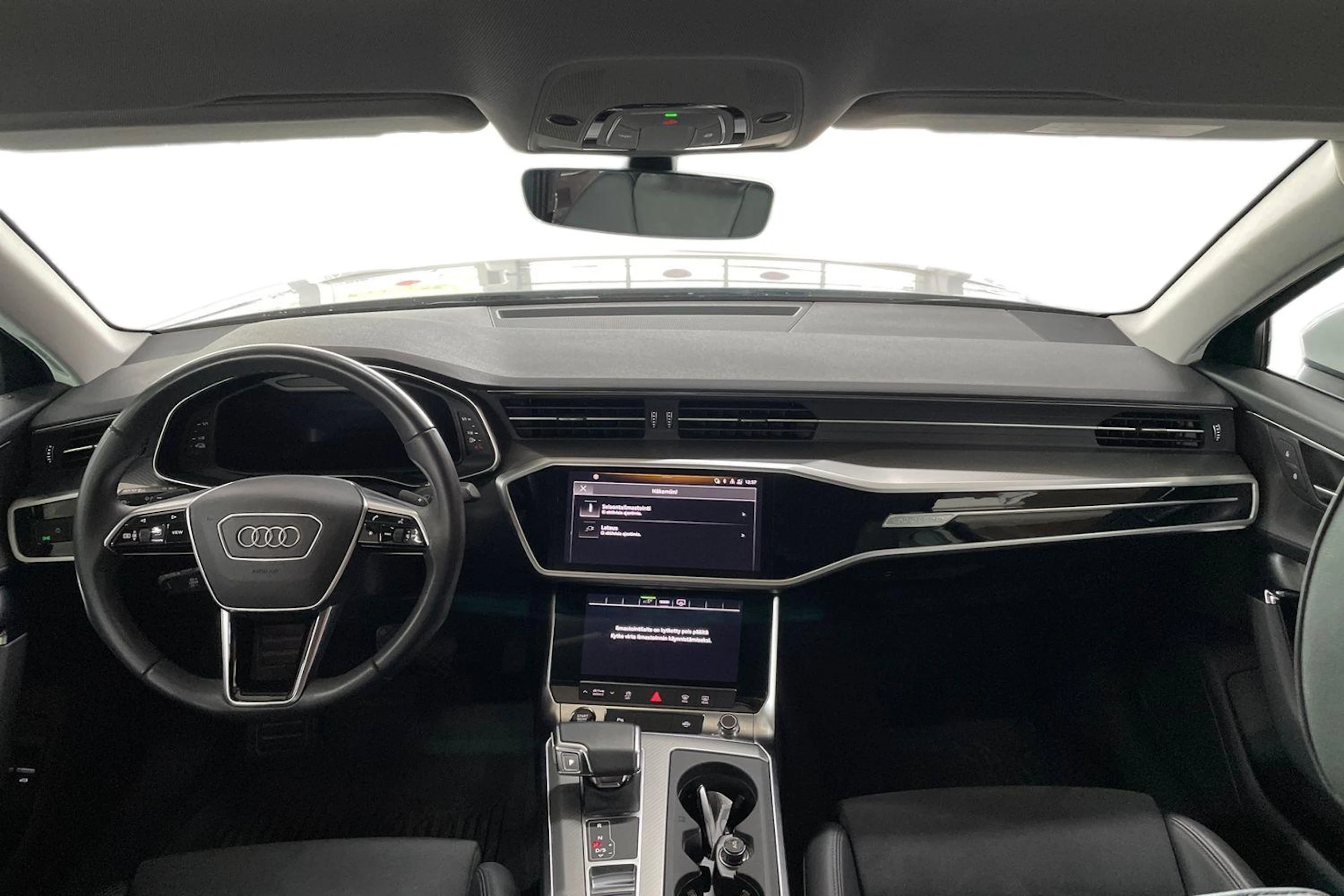 Valkoinen Audi A6 2023 kuva 9.