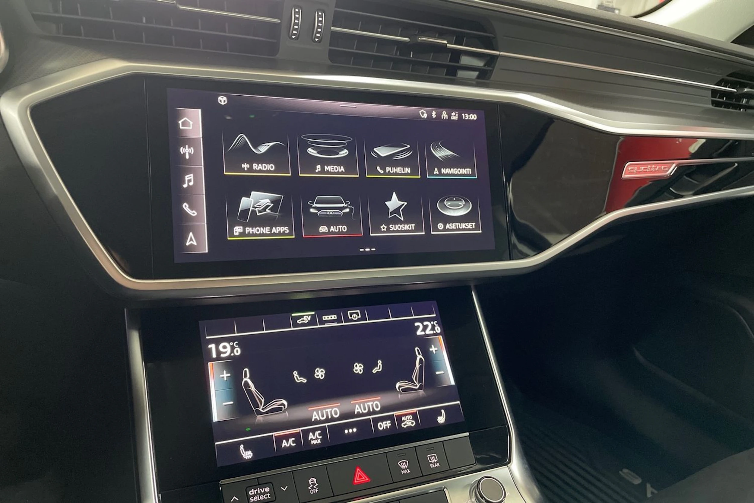 Valkoinen Audi A6 2023 kuva 18.