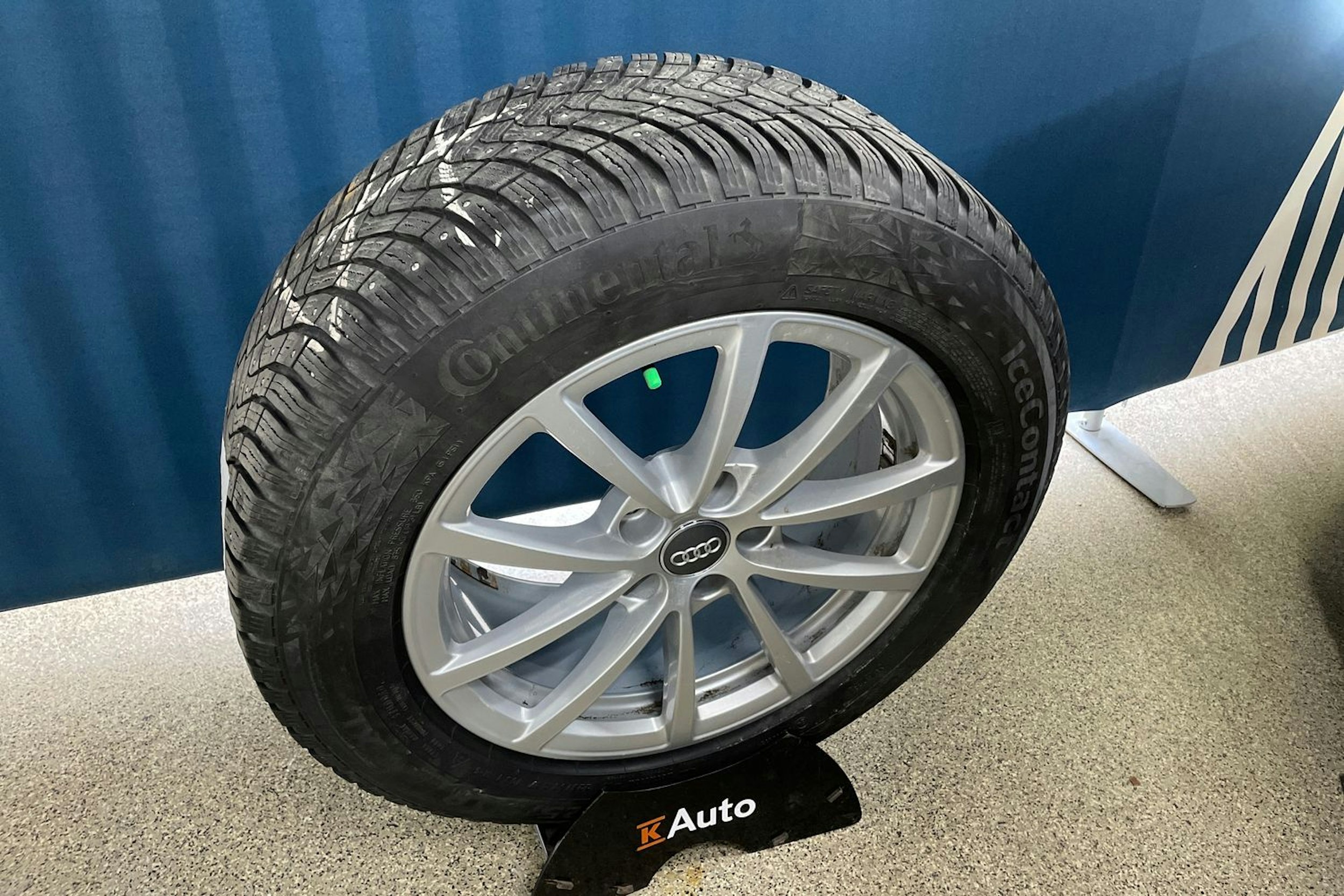 harmaa Audi A6 2023 kuva 14.
