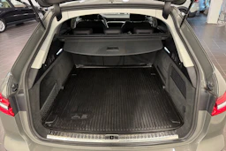 Harmaa Audi A6 2023 kuva 15.