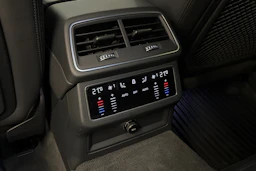 Harmaa Audi A6 2023 kuva 18.