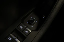 Harmaa Audi A6 2023 kuva 26.