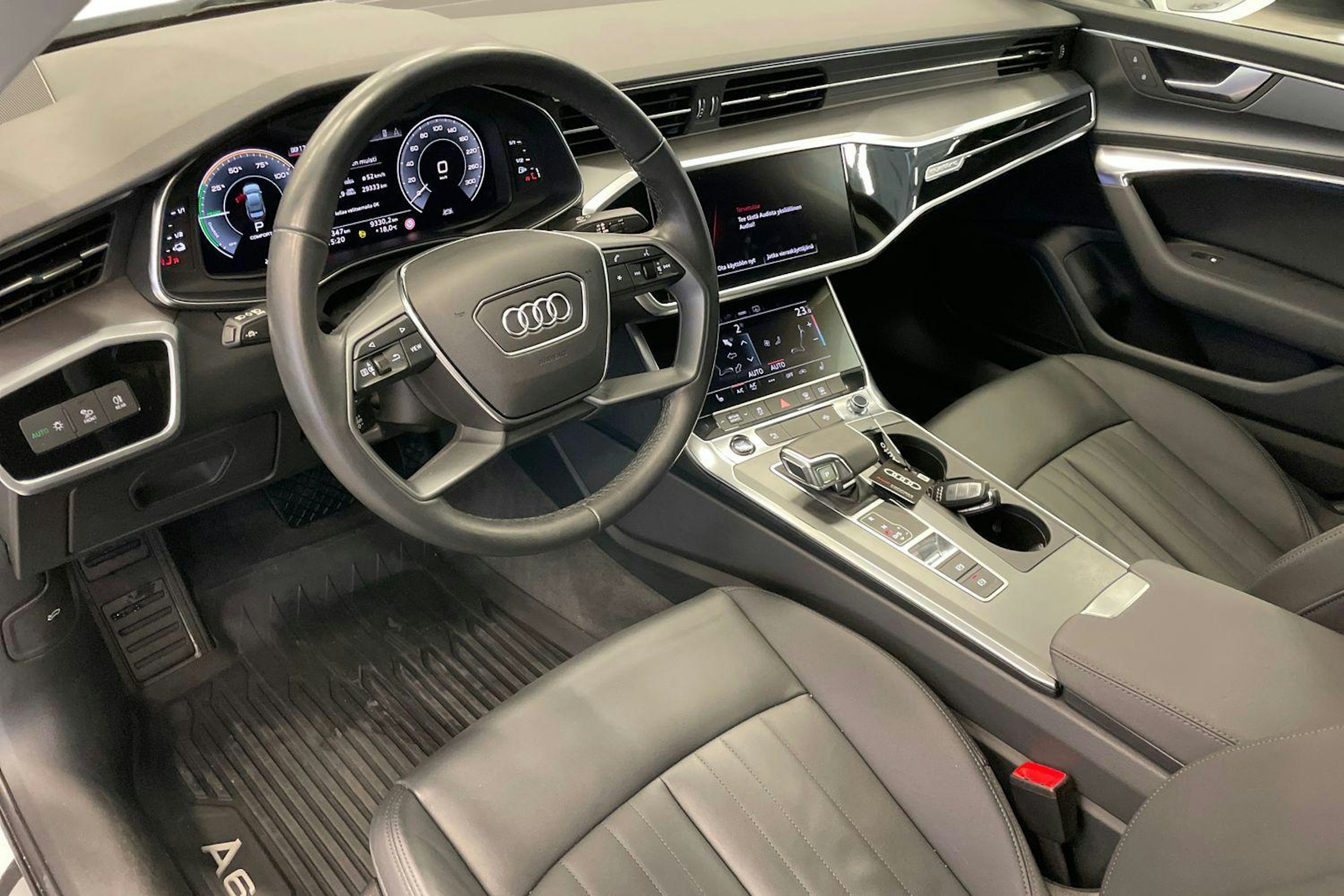 valkoinen Audi A6 2023 kuva 7.