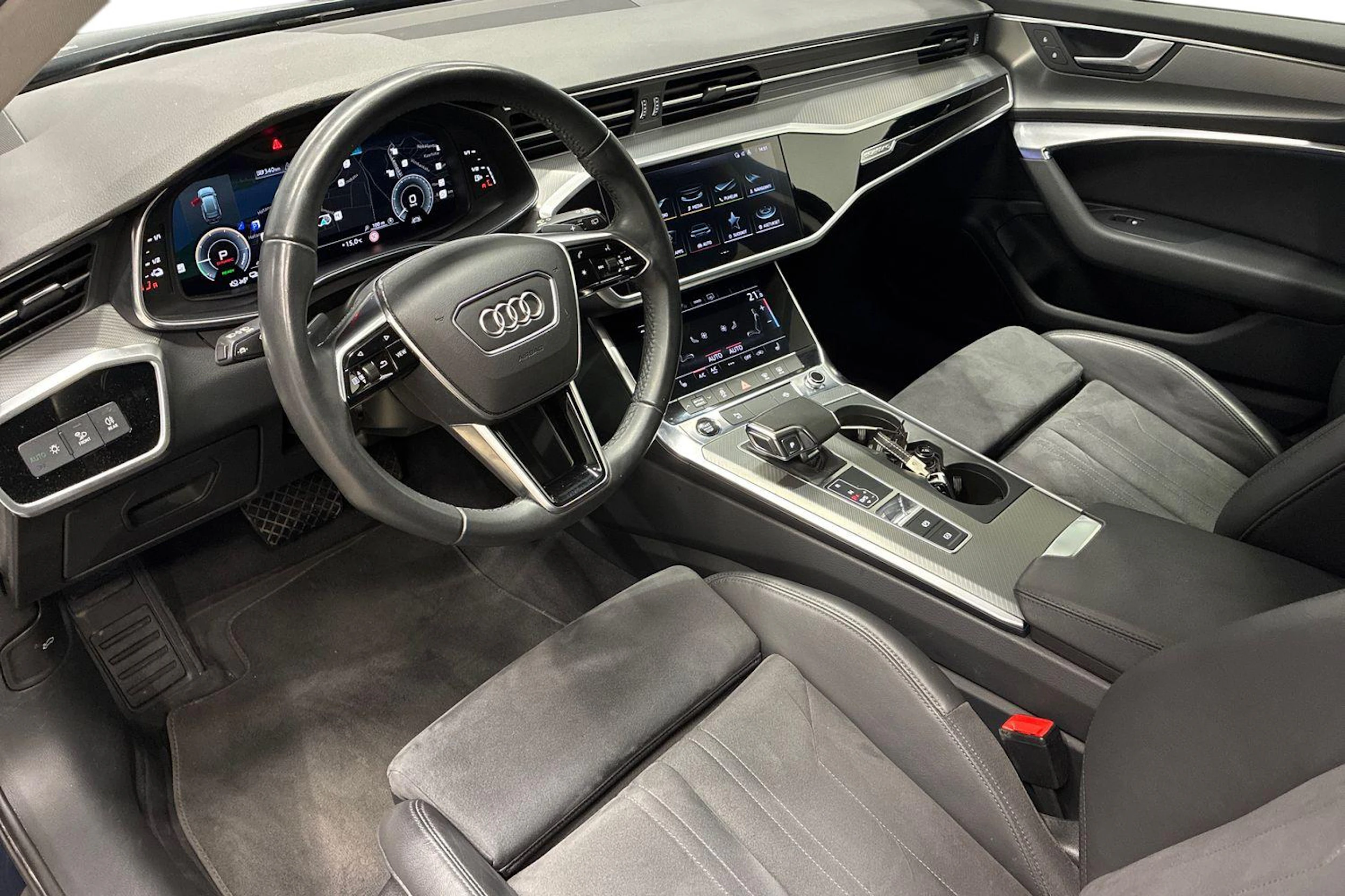 sininen Audi A6 2023 kuva 6.