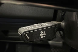 sininen Audi A6 2023 kuva 15.