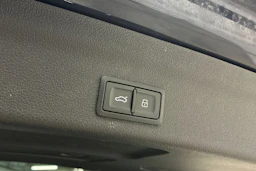 sininen Audi A6 2023 kuva 28.