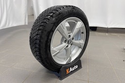musta Audi A6 2023 kuva 13.