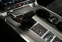 valkoinen Audi A6 2023 kuva 29.
