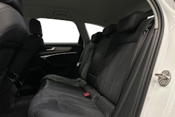 valkoinen Audi A6 2023 kuva 10.