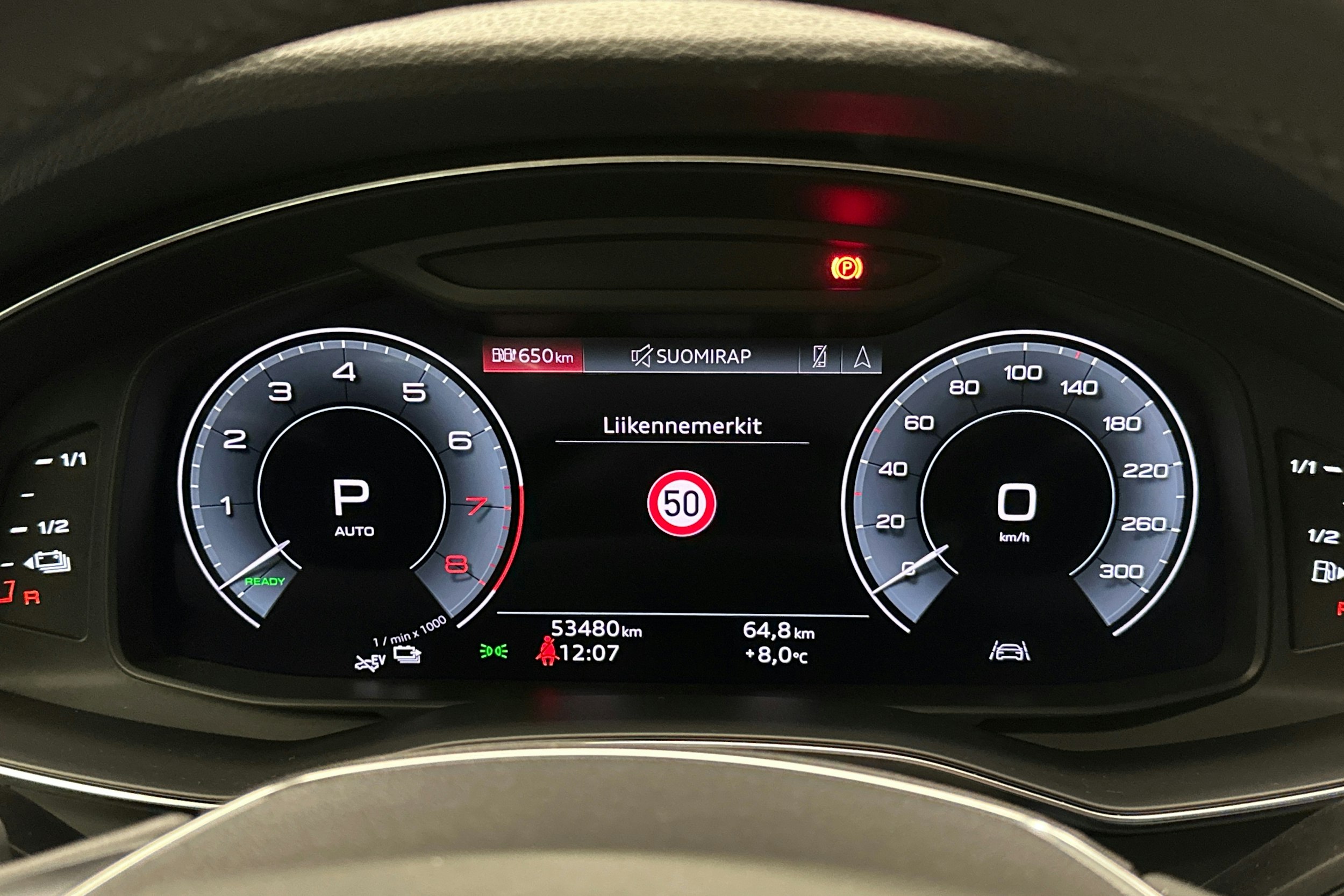 valkoinen Audi A6 2023 kuva 20.