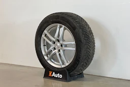 musta Audi A6 2023 kuva 10.