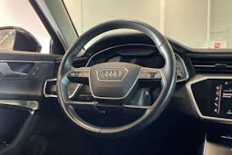 musta Audi A6 2023 kuva 12.
