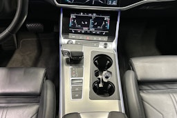 harmaa Audi A6 2023 kuva 25.