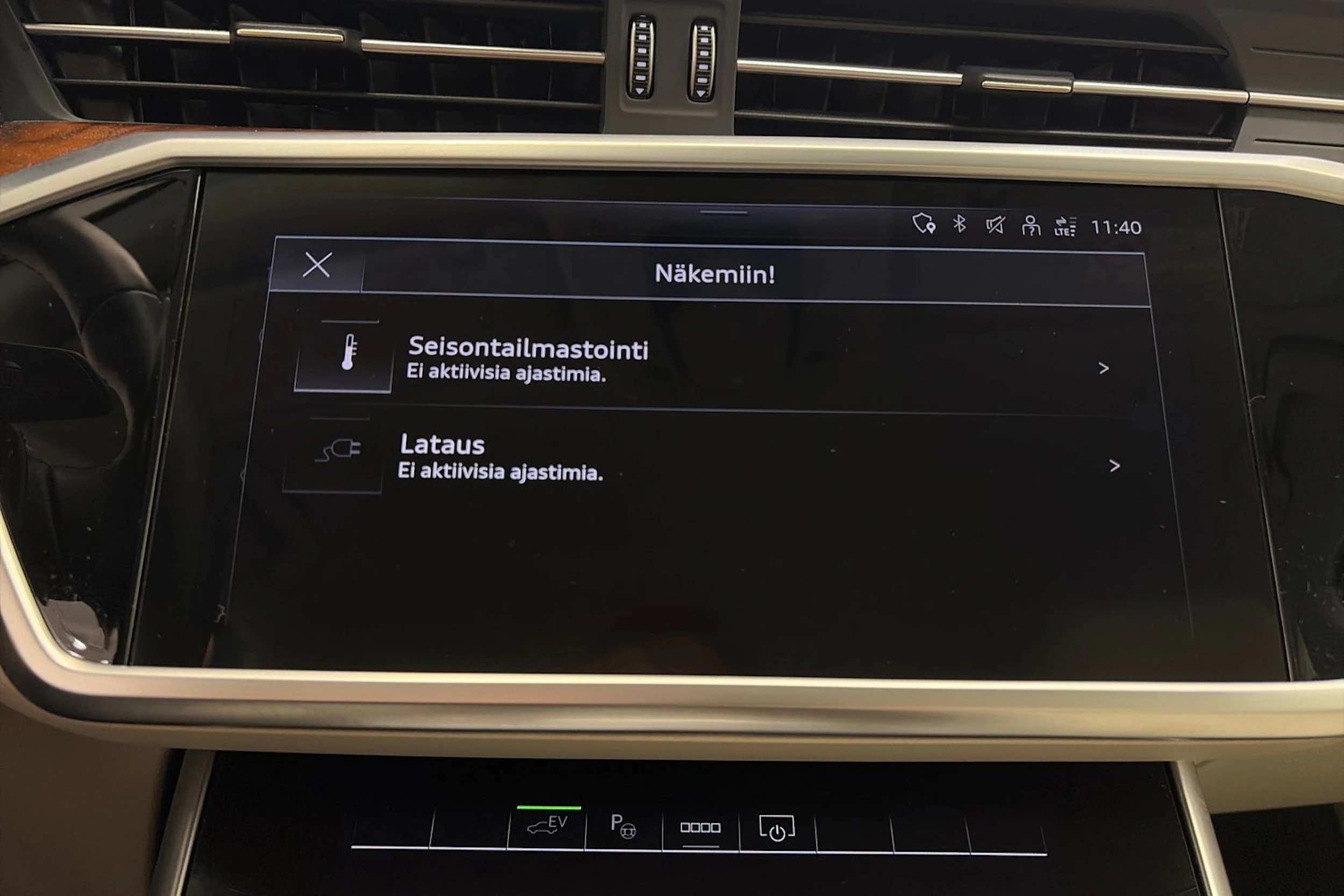sininen Audi A6 2023 kuva 35.