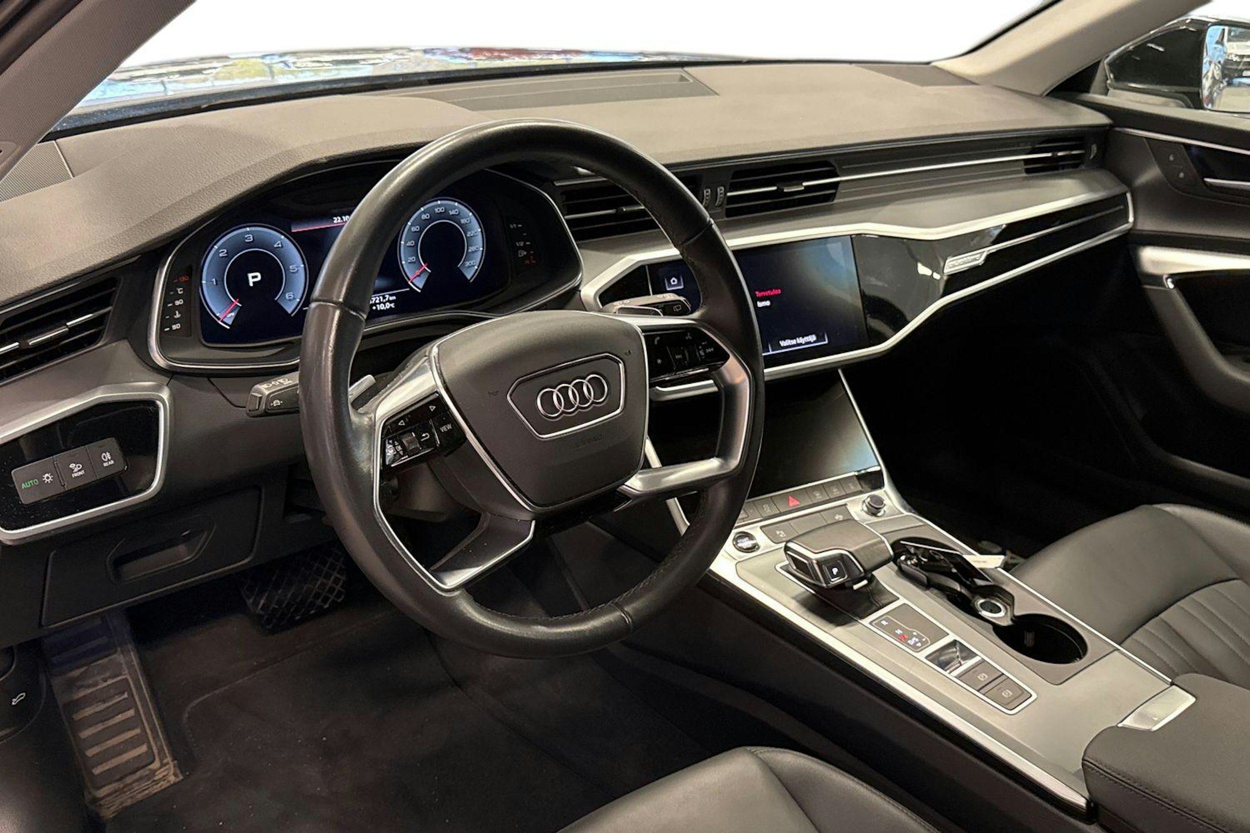 Musta Audi A6 2023 kuva 3.