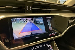 Musta Audi A6 2023 kuva 12.