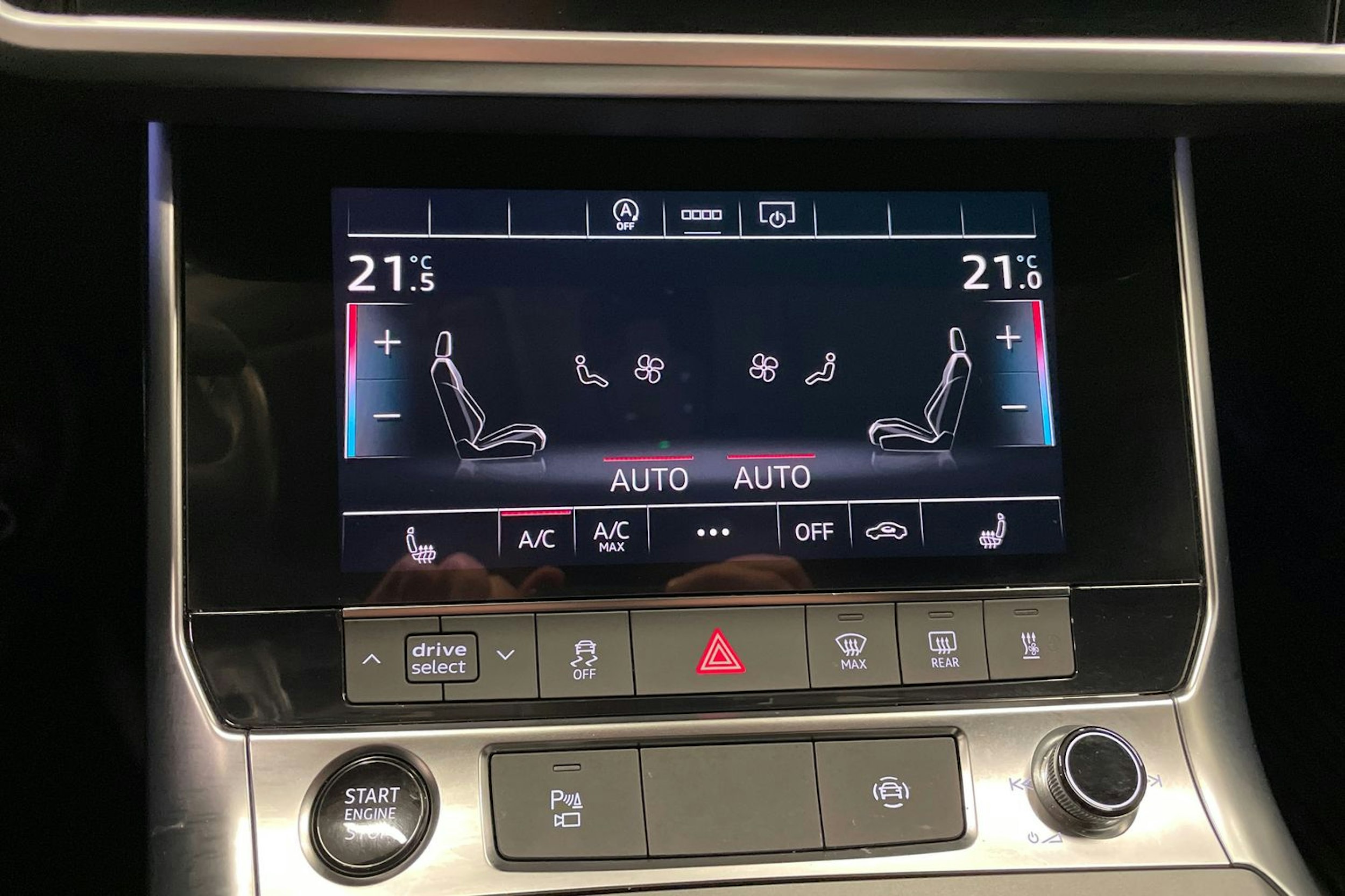 Musta Audi A6 2023 kuva 14.