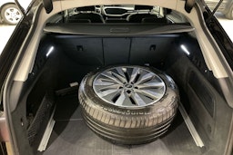 Musta Audi A6 2023 kuva 16.