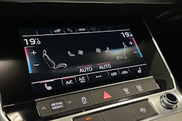 musta Audi A6 2023 kuva 29.