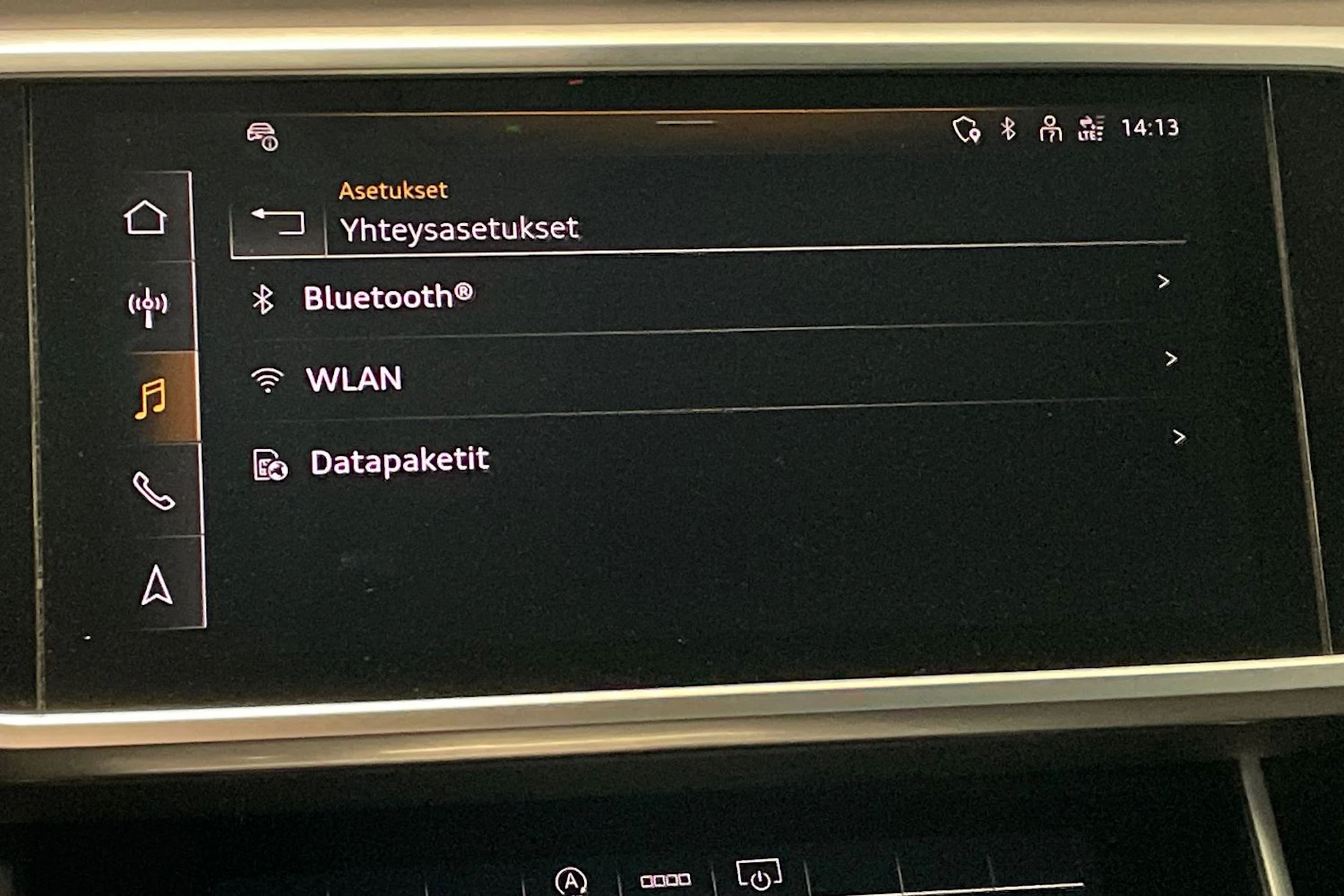 harmaa Audi A6 2023 kuva 20.