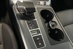 harmaa Audi A6 2023 kuva 28.