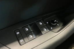 harmaa Audi A6 2023 kuva 29.