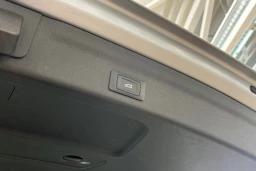 harmaa Audi A6 2023 kuva 32.