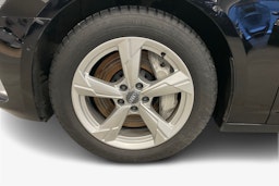 Musta Audi A6 2023 kuva 11.