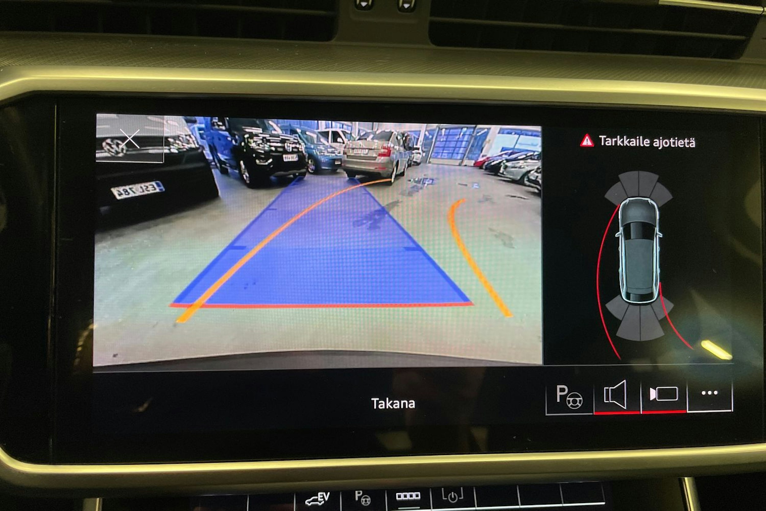 Musta Audi A6 2023 kuva 19.