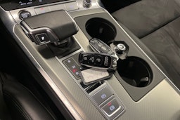 Musta Audi A6 2023 kuva 21.