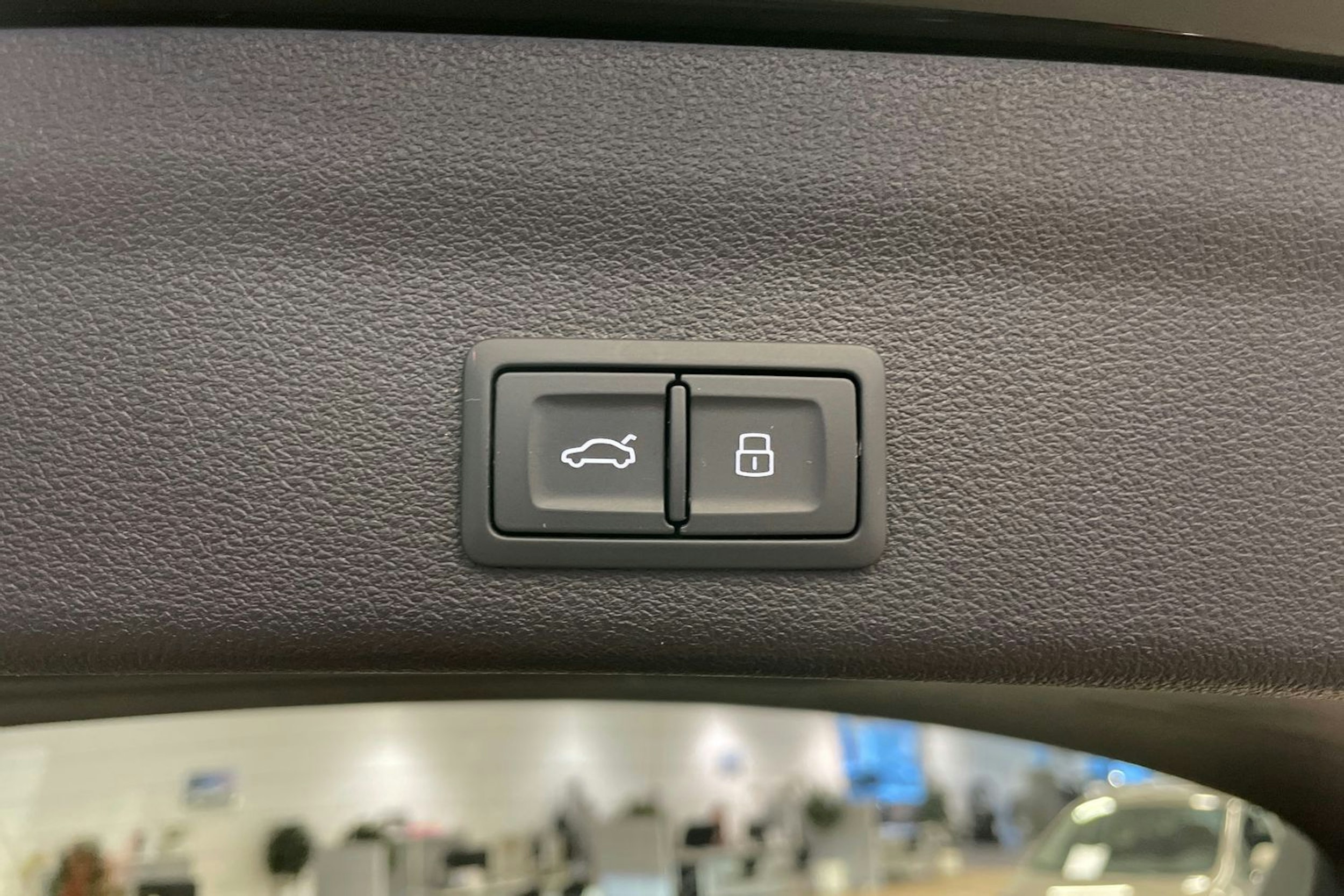 Musta Audi A6 2023 kuva 27.