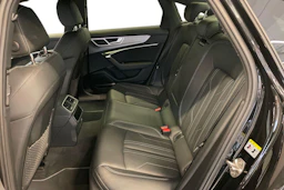 musta Audi A6 2023 kuva 11.