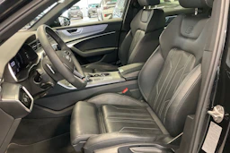 musta Audi A6 2023 kuva 20.