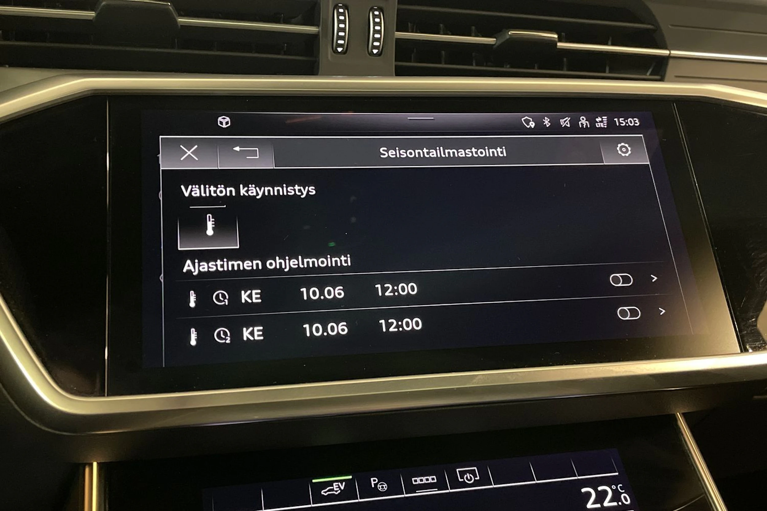 musta Audi A6 2023 kuva 23.