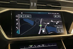 musta Audi A6 2023 kuva 24.